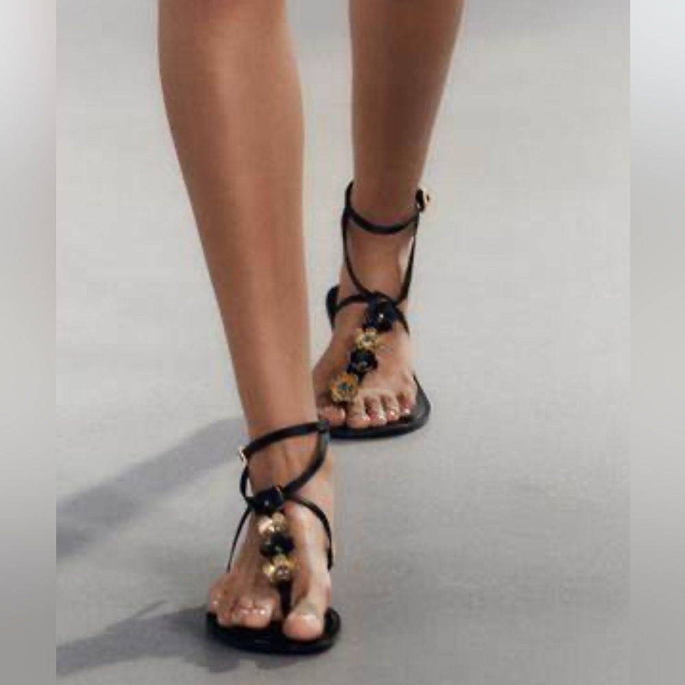 NWT Zara Flat Flower Slides